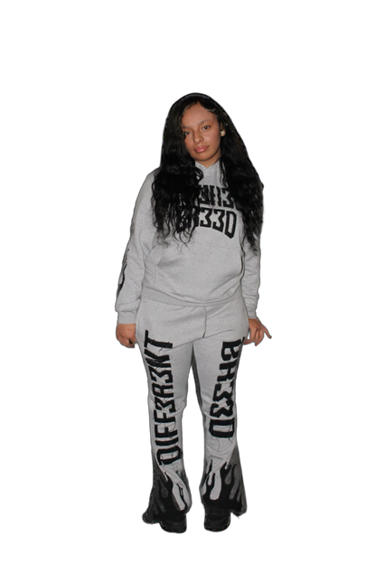 GREY FLARE SET🖤